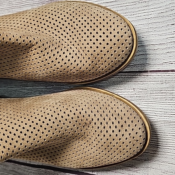 Lucky Brand 7.5 tan ankle booties - Picture 6 of 9